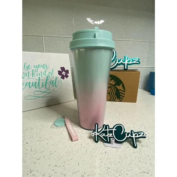 *Sold Out* Starbucks Pink & Green Plastic Tumbler w/Keychain, China - Picture 8 of 8